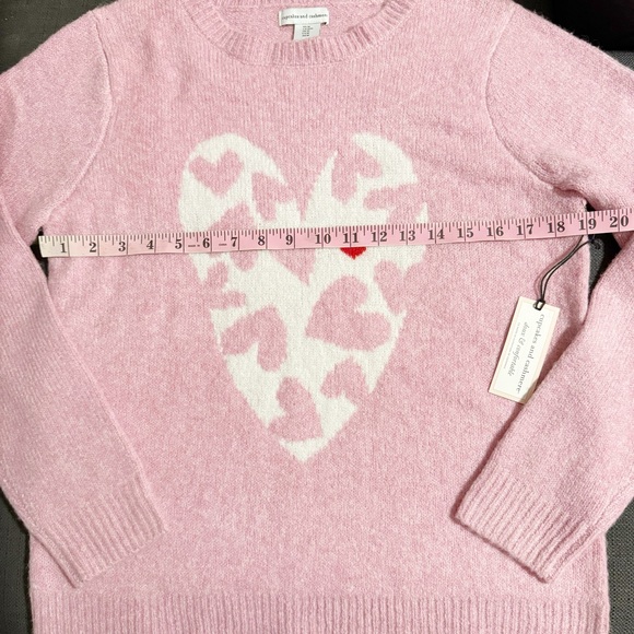 Cupcakes & Cashmere NWT Heart Print Knit Crewneck Sweater in Pink/White Size Med - Picture 6 of 10
